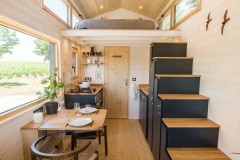 pint-sized-tiny-house-martolod-was-designed-for-an-ocean-lover_5